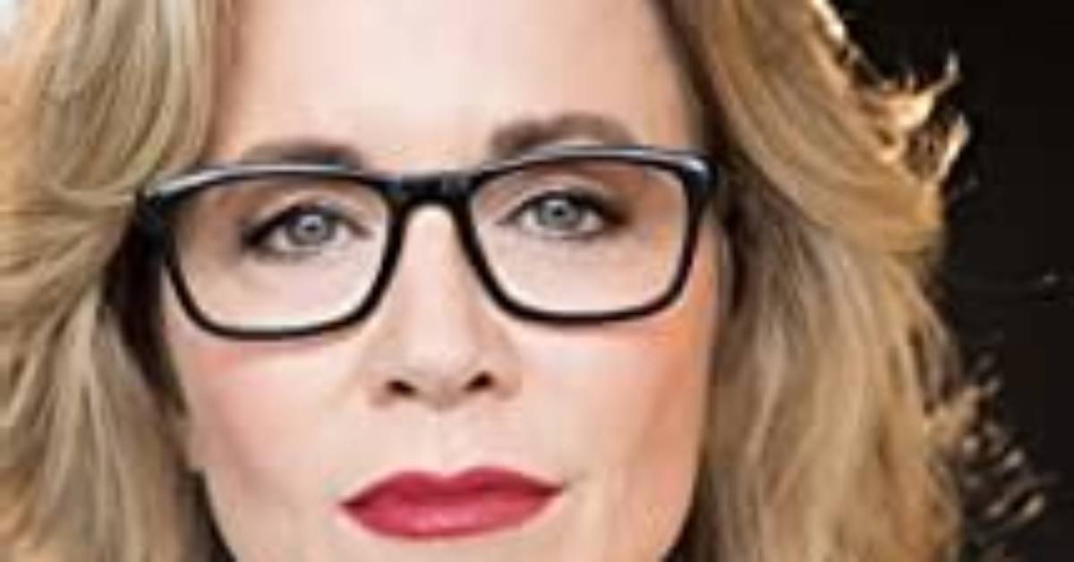 Joan Sweeny Net Worth