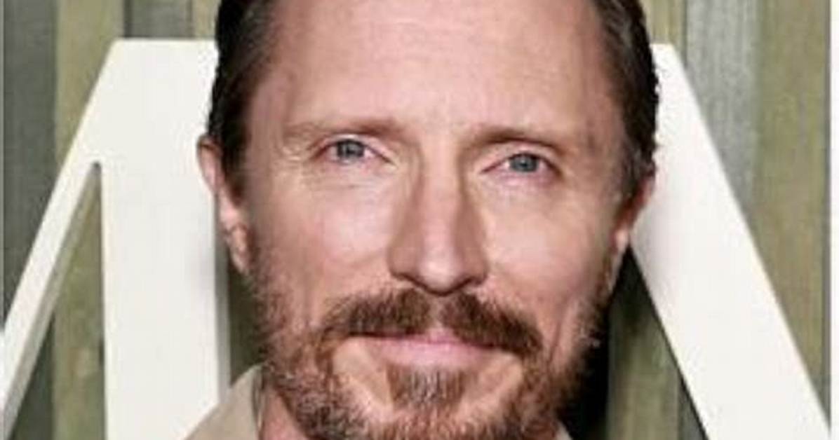 John Hoogenakker Biography