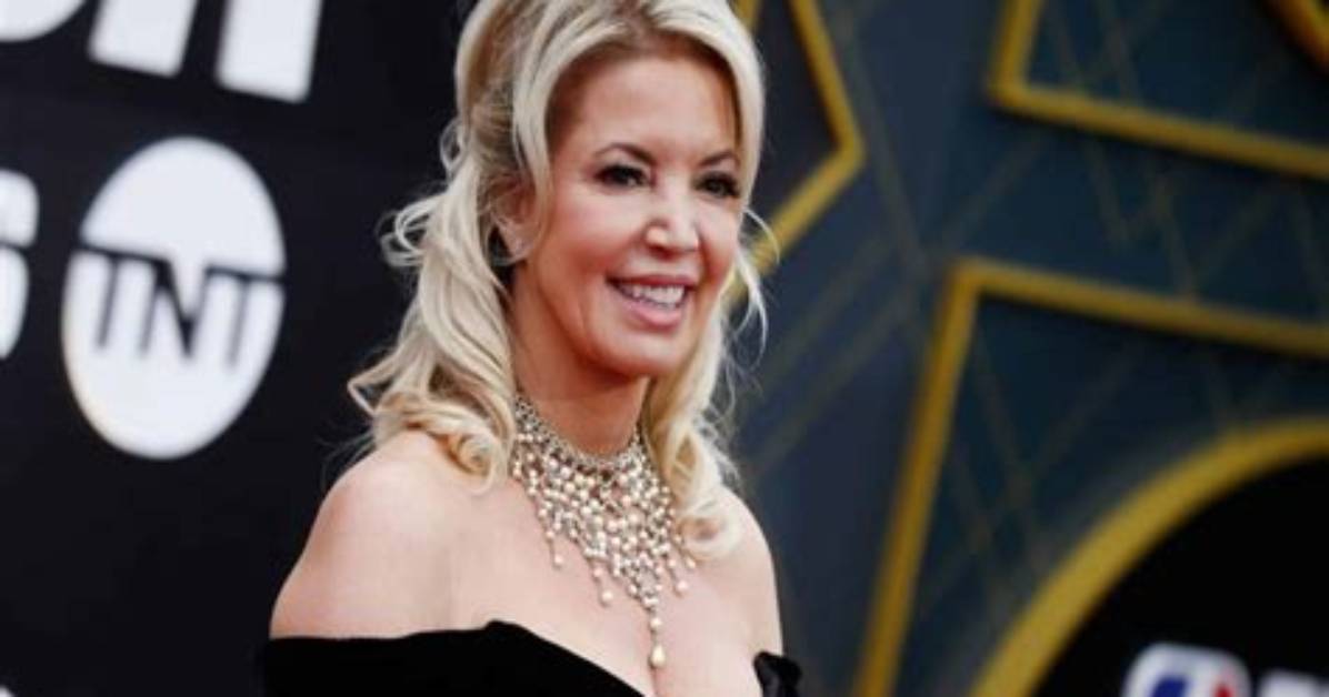 Johnny Buss Net Worth