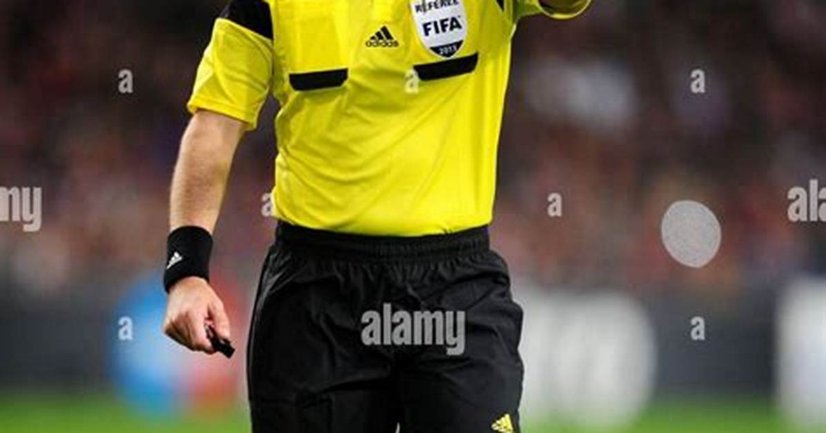 Jonas Eriksson (Referee)