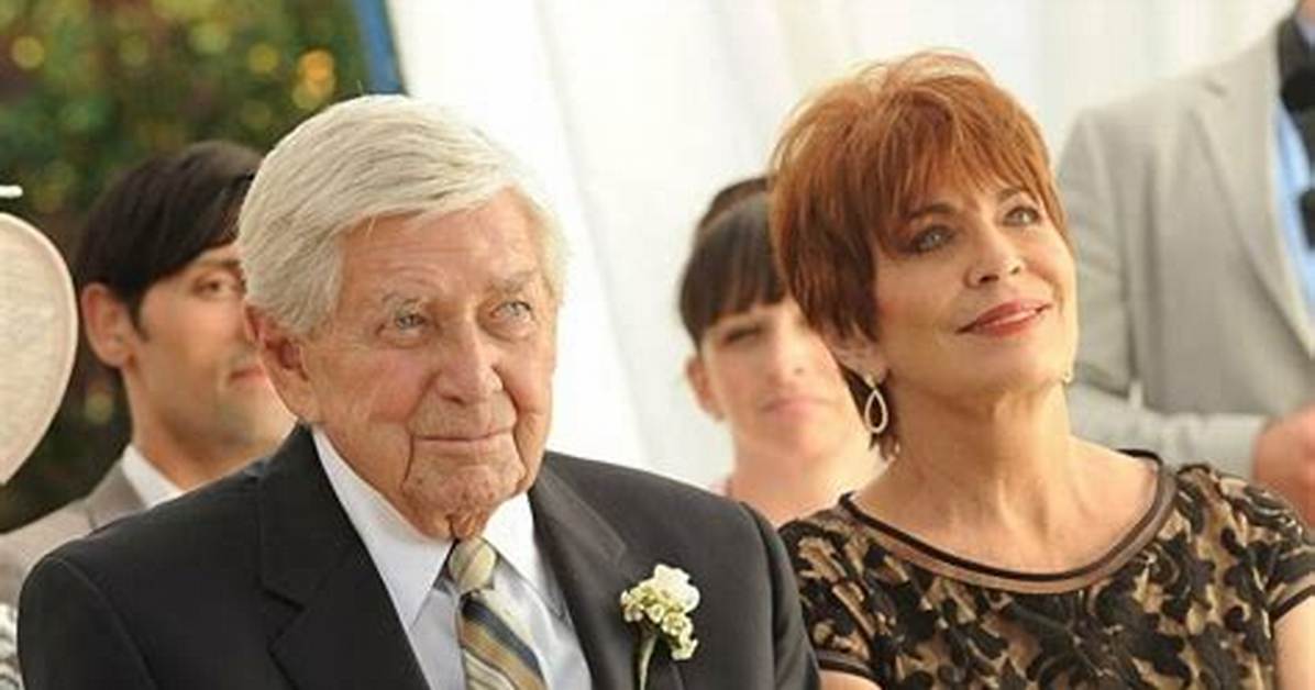 Jozef Waite Net Worth