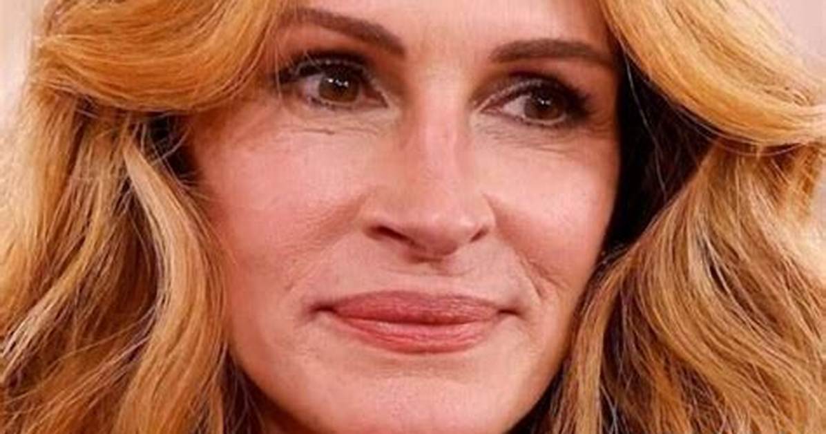 Julia Roberts Says Sharing a Rare Photo of Her Twins Was a Total “Proud Parent” Move
