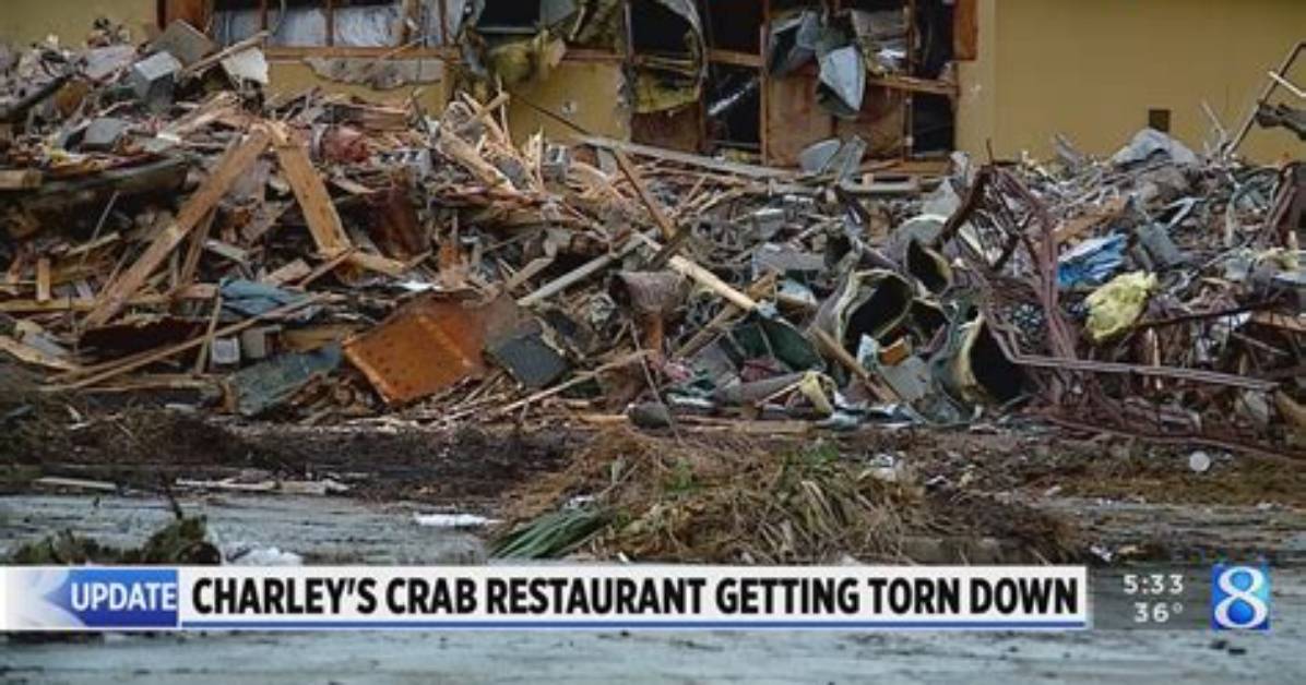 Jupiter Charley’s Crab Shows Just How It’s Done