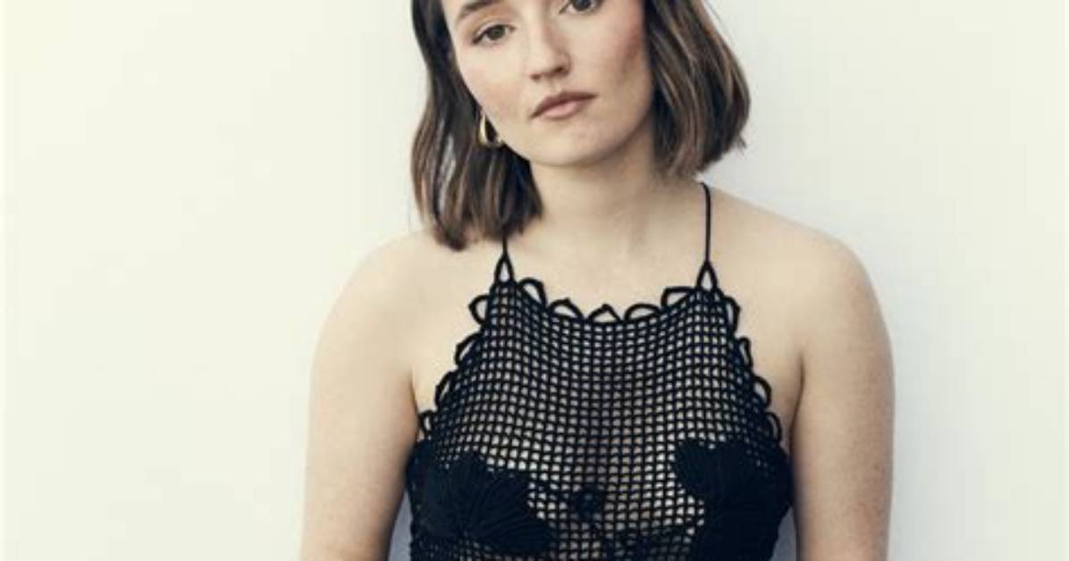 Kaitlyn Dever – Celebsgraphy