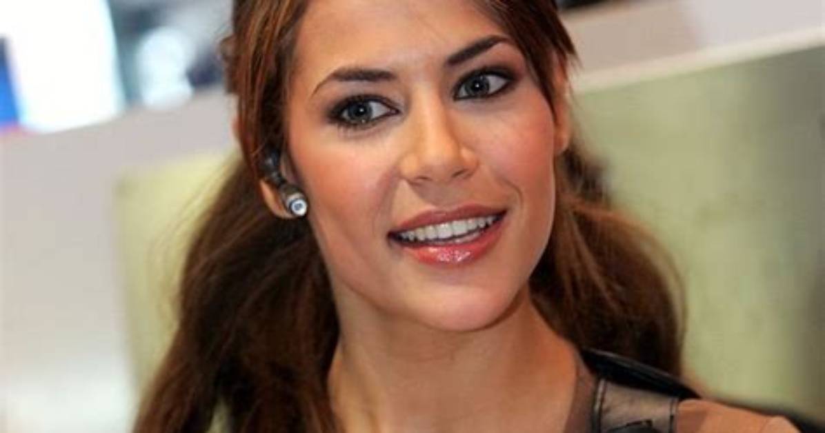 Karima Adebibe