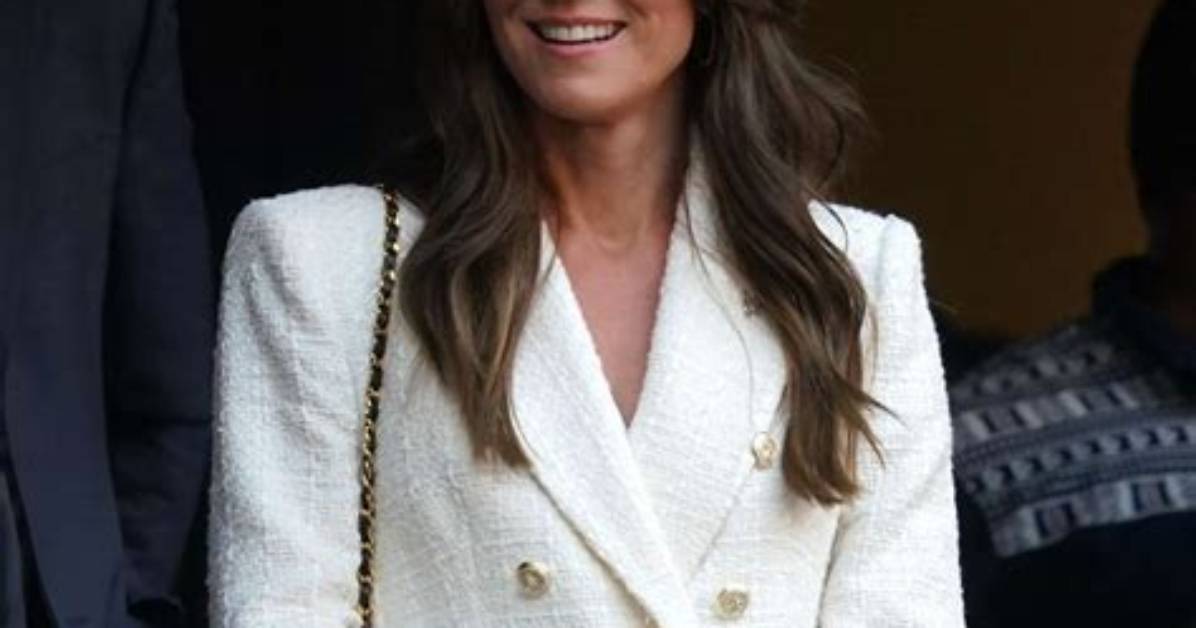 Kate Middleton Wore the Perfect Winter White Tweed Jacket