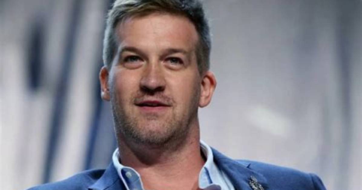 Kenneth Mitchell Net Worth