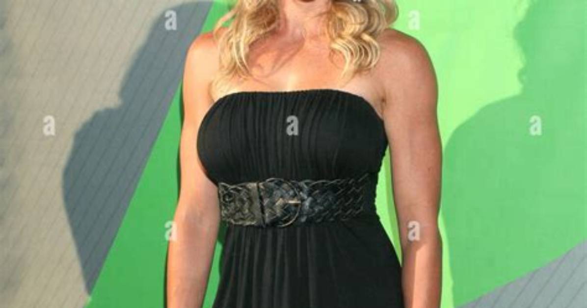 Kim Lyons - Mobygames
