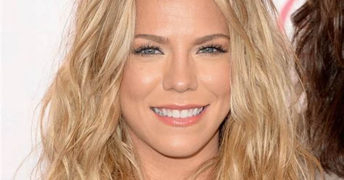 Kimberly Perry Biography