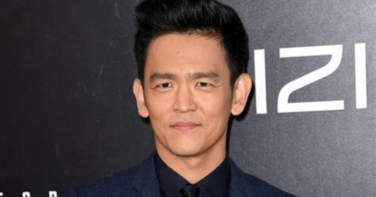Know About John Cho; Movies, Net Worth, Wife, Age, Height, Star Trek