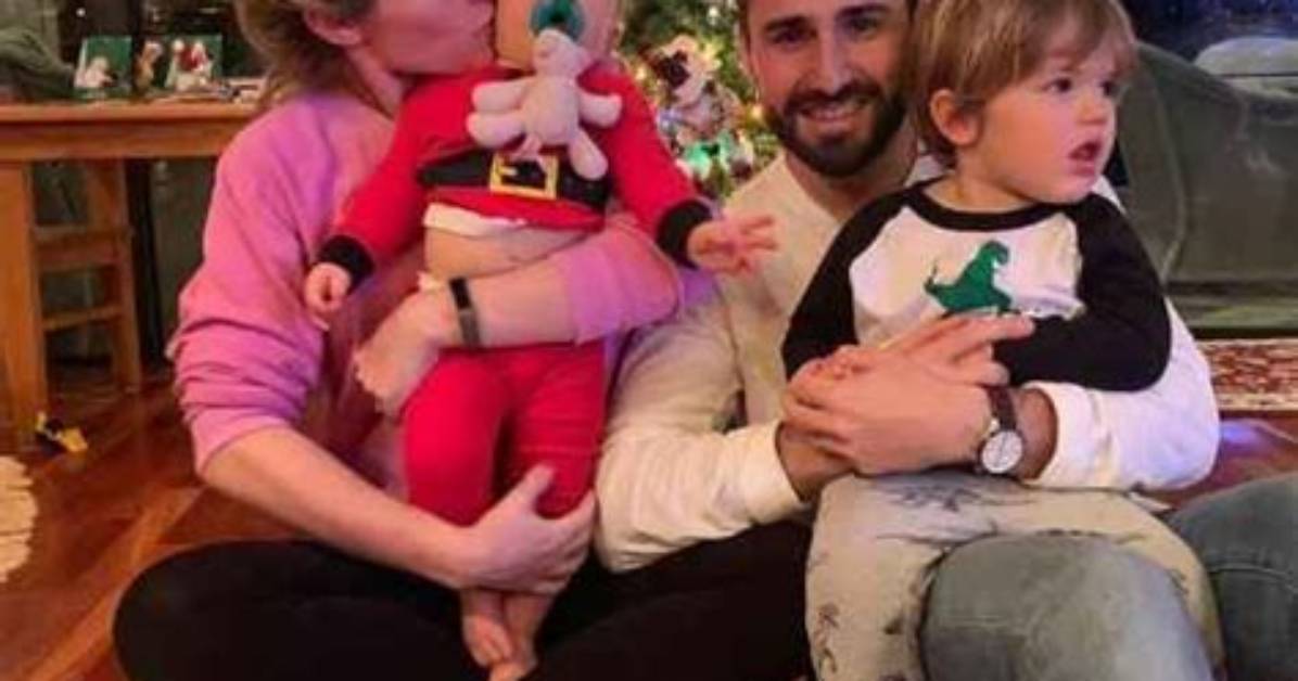 Know About Sara Haines; Age, Husband, Family, Salary, Net Worth