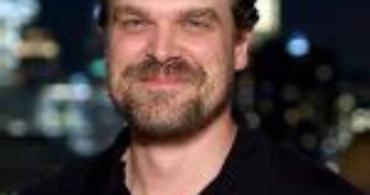 Know David Harbour’s Siblings, Parents, Ethnicity and More