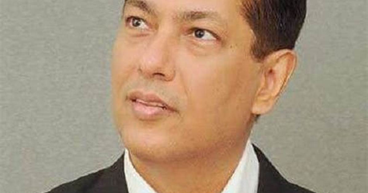 Know Taran Adarsh’s Age, Weight Loss, Illness, and Wife