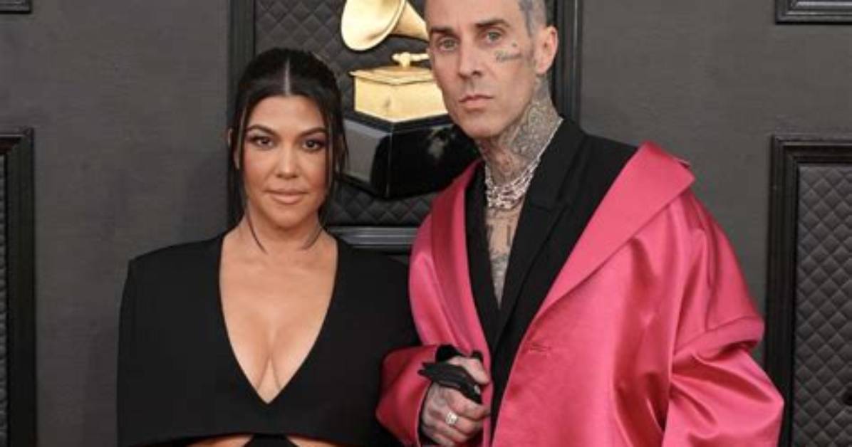 Kourtney Kardashian's Vengeful Butt Pic Is the Most Kardashian Thing Ever