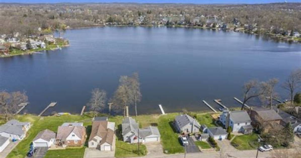Lake Twp. Wants to Ground Idea to Close Airport