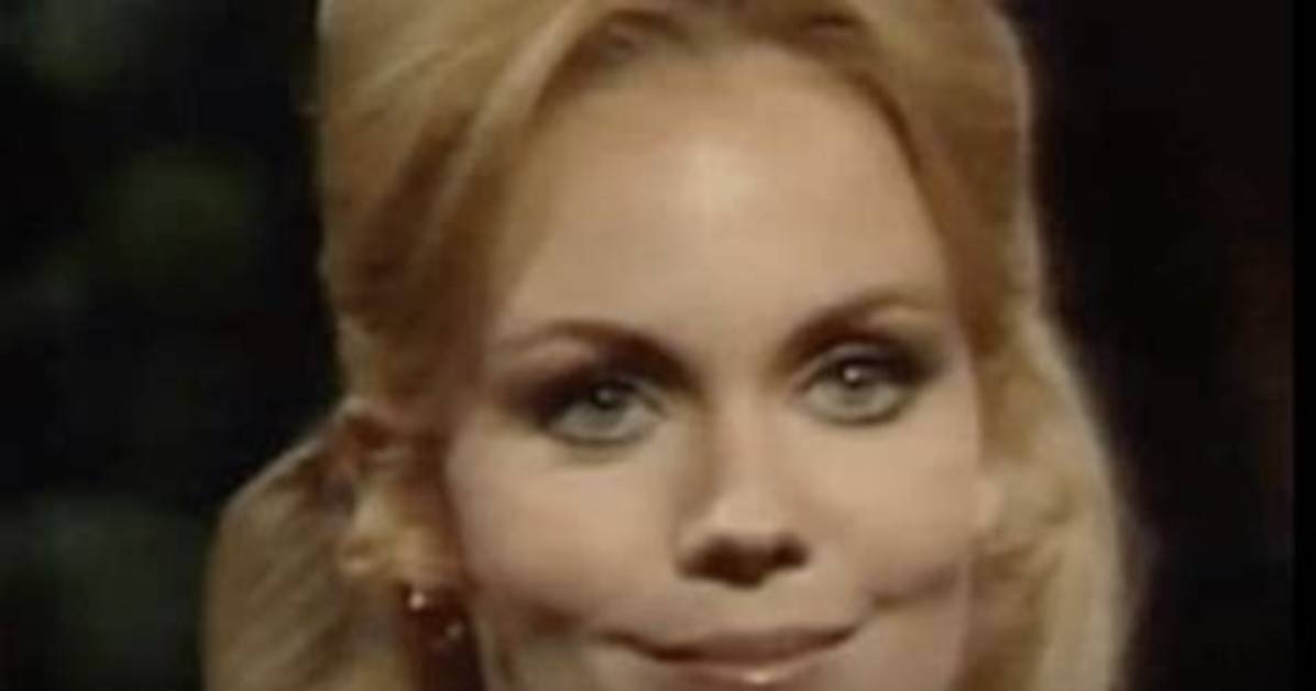 Lara Parker, Star of Daytime Serial 'Dark Shadows', Dies at 84