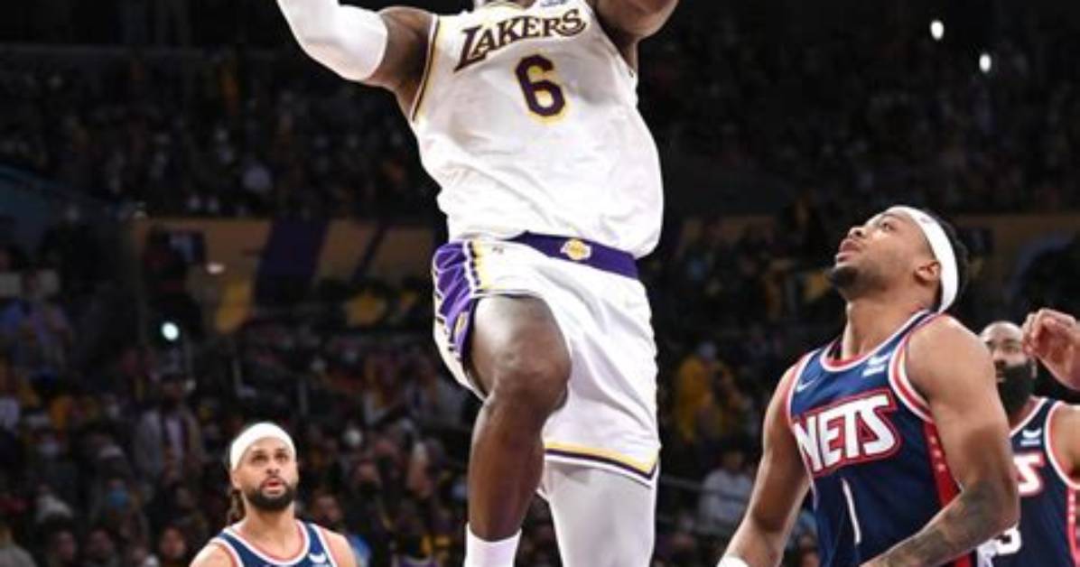 Lebron James Becomes First Active Nba Player with $1 Billion in Career Earnings