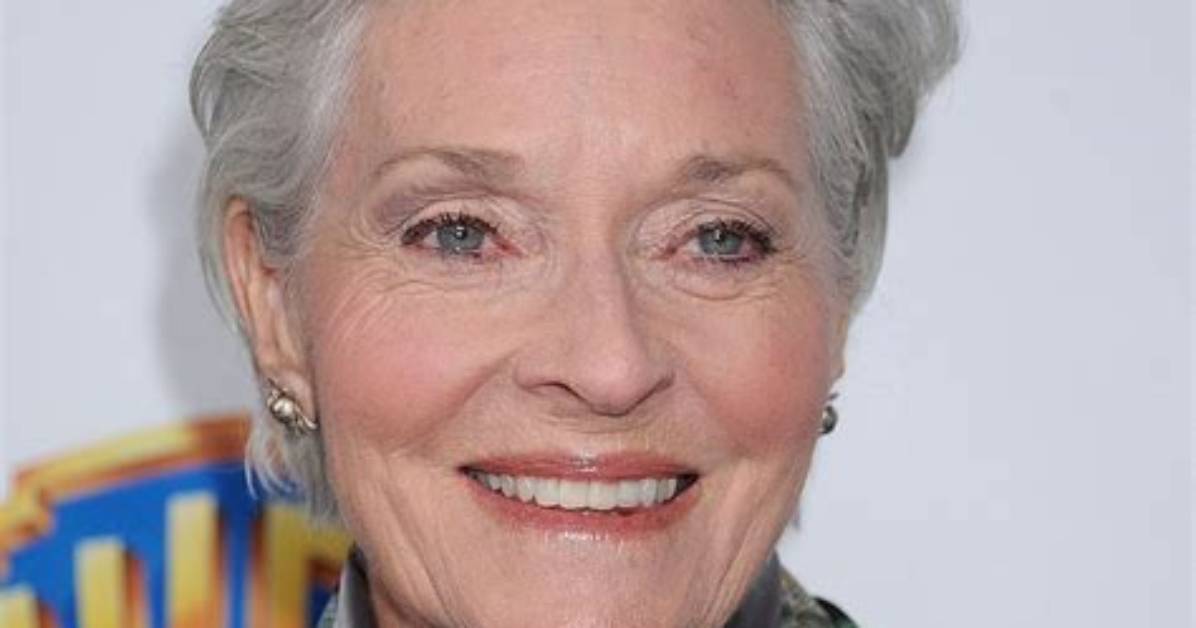 Lee Meriwether Net Worth