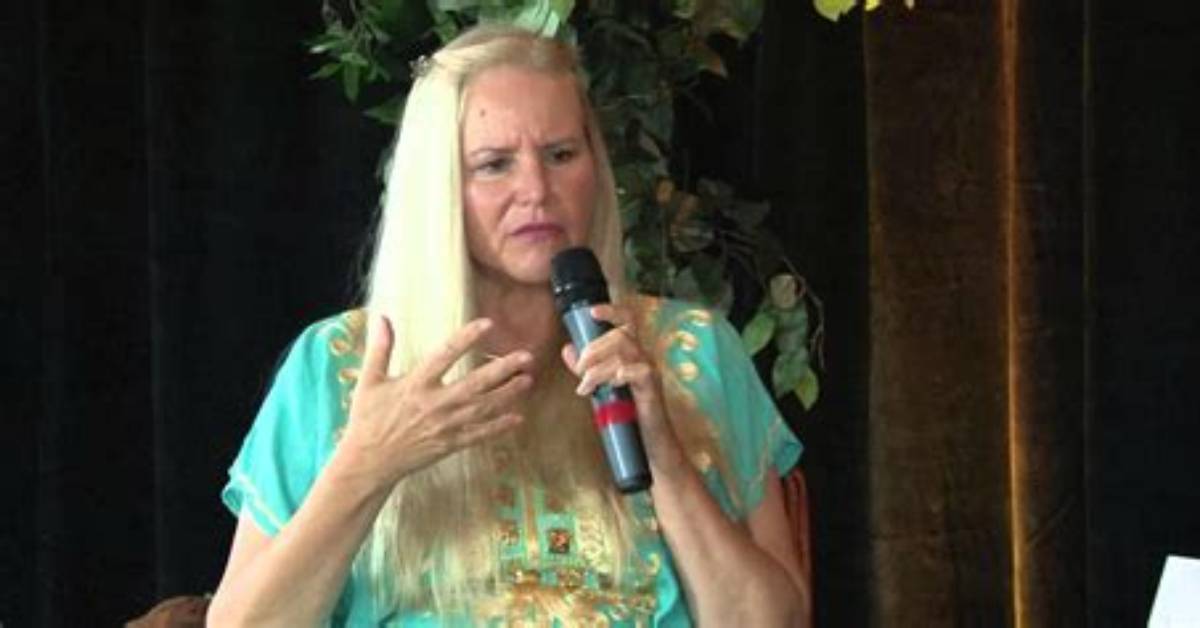 Lenedra Carroll