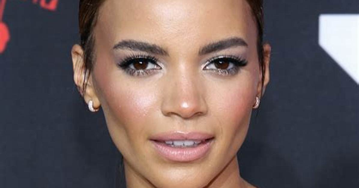 Leslie Grace