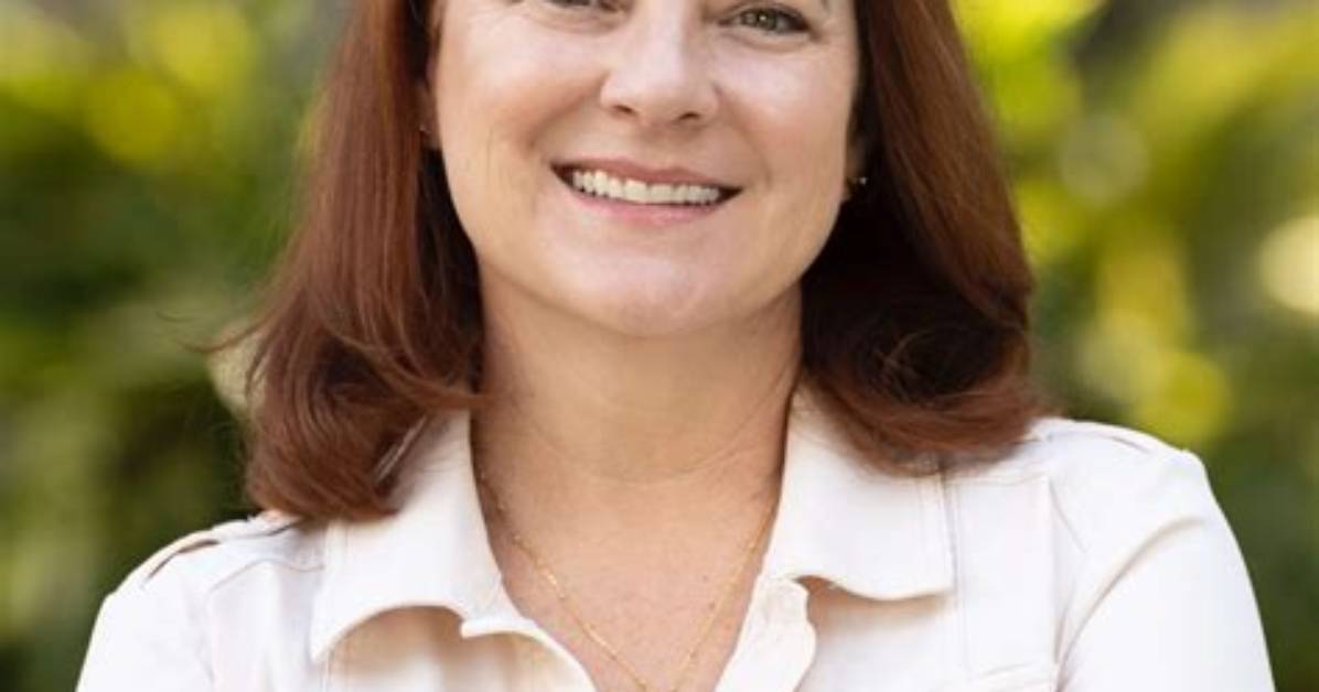Lisa Enos Smith Net Worth
