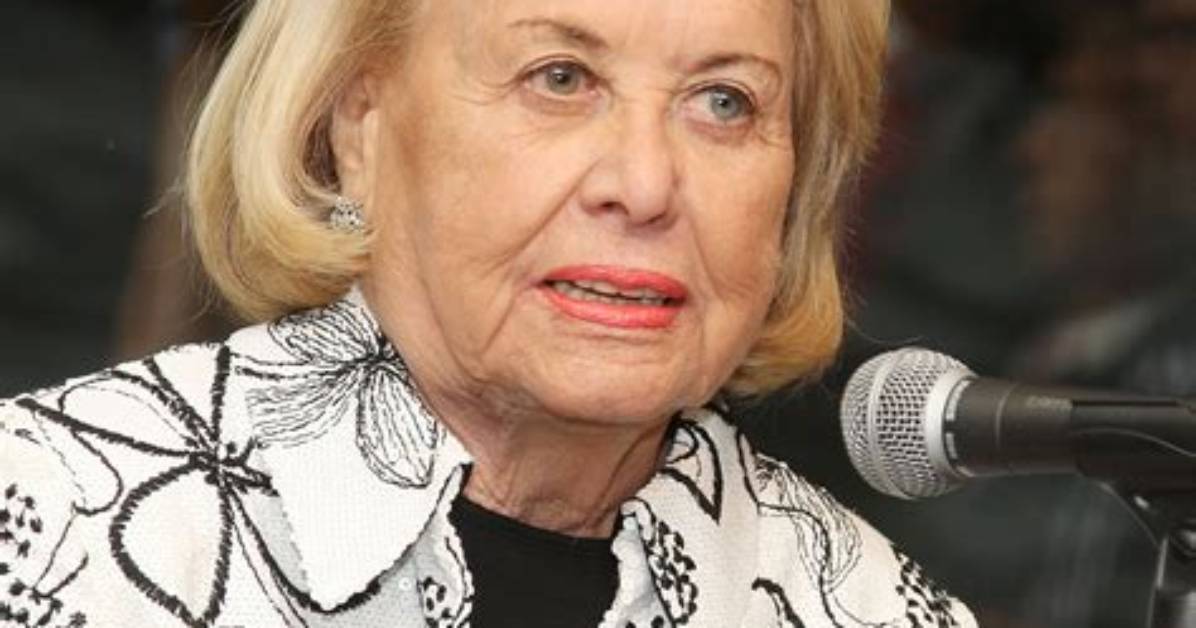 Liz Smith Net Worth