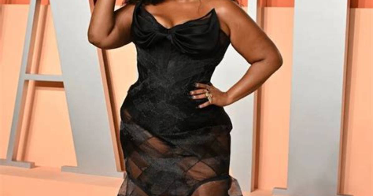 Lizzo Stripped Down to Her Thong While Sampling Her New Single "Rumors"
