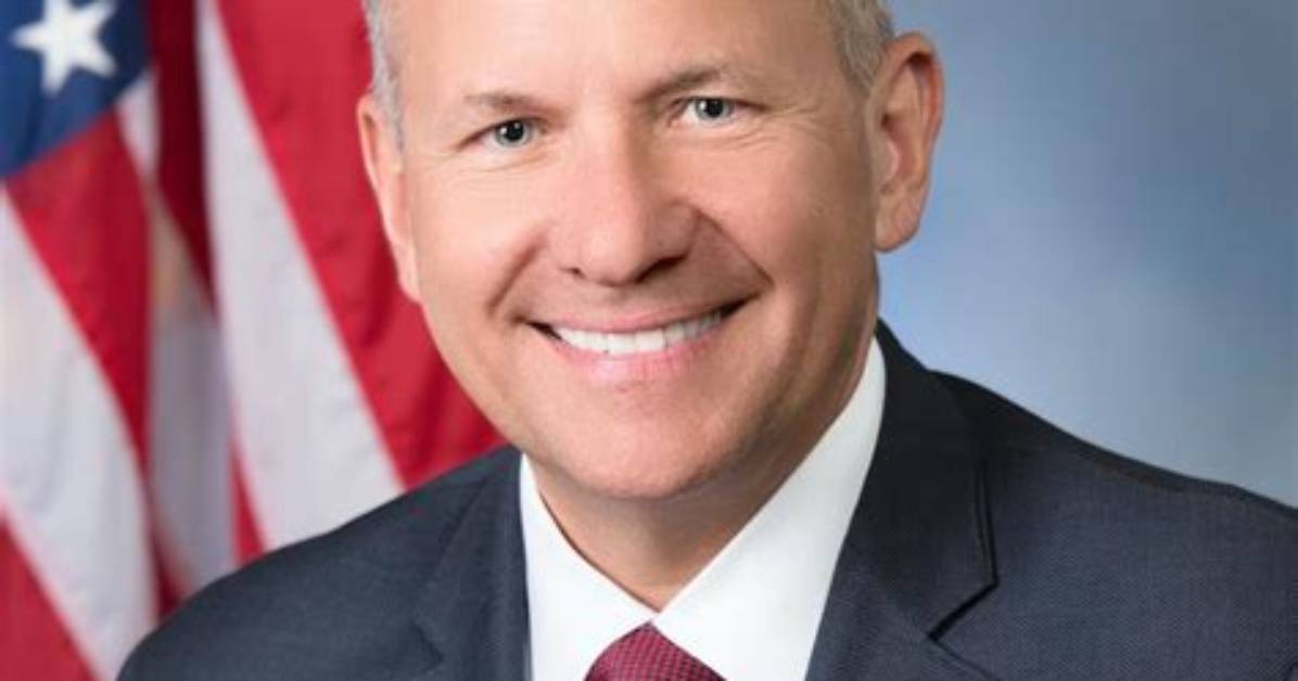 Lloyd Smucker