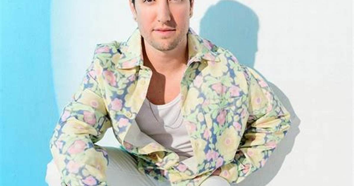 Logan Henderson