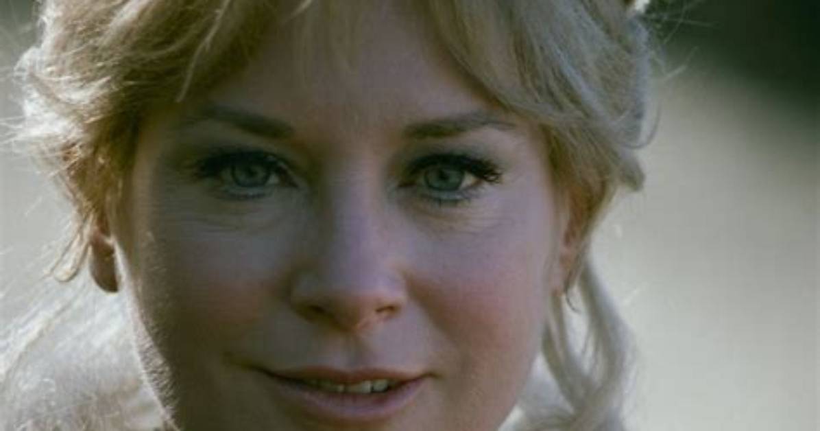 Lois Nettleton