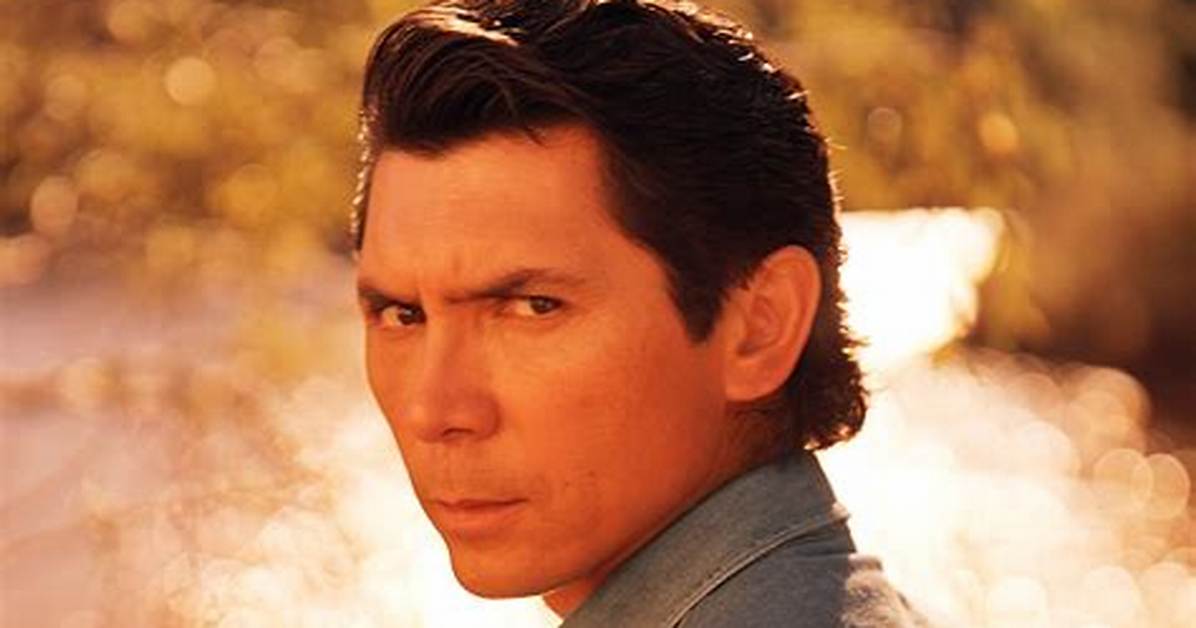 Lou Diamond Phillips