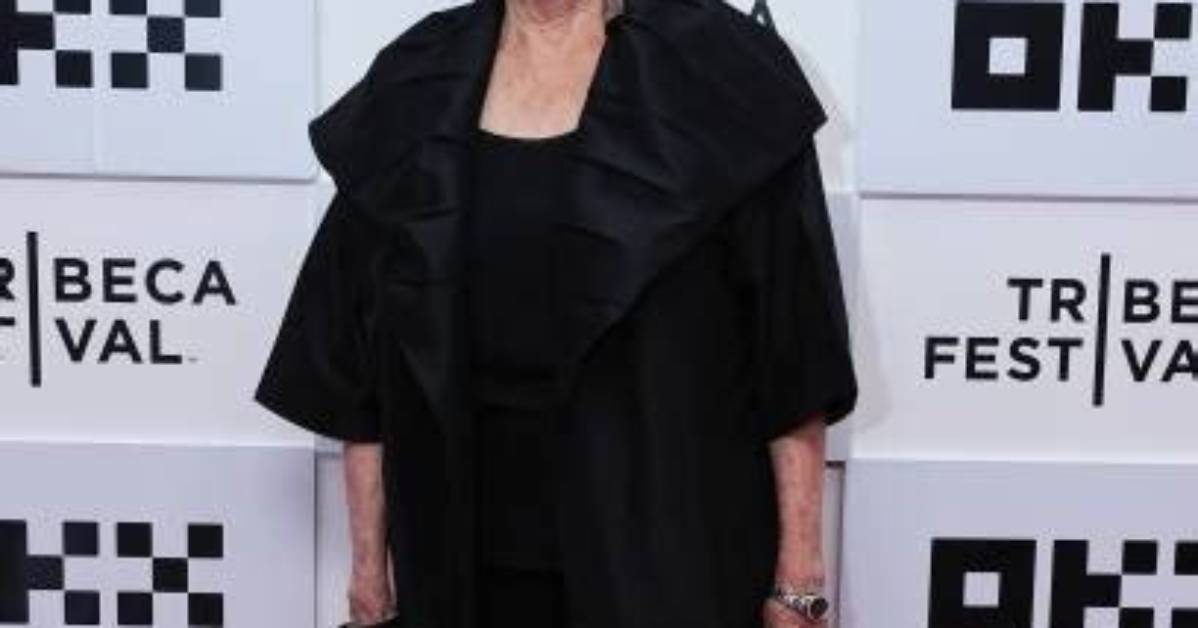Louanne Stephens