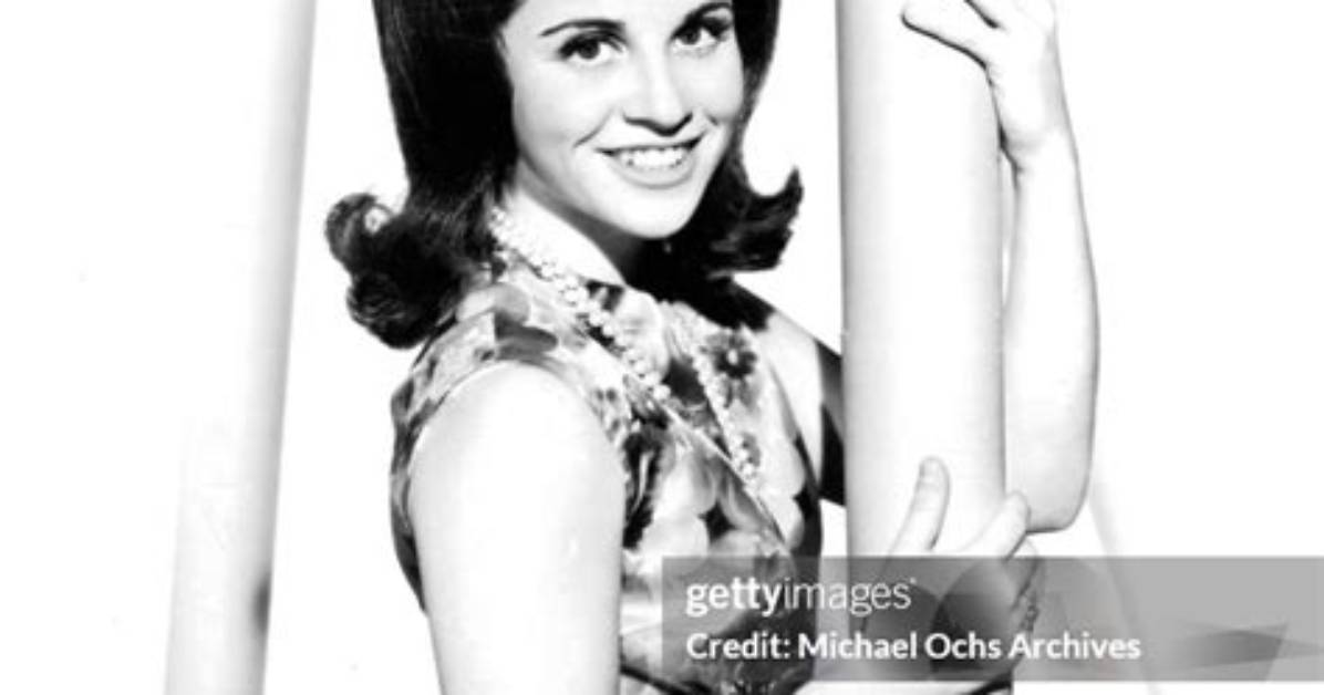 Lynn Loring