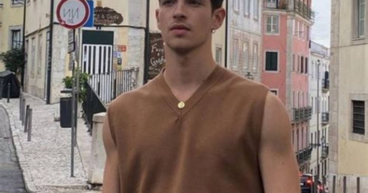 Manu Rios Net Worth