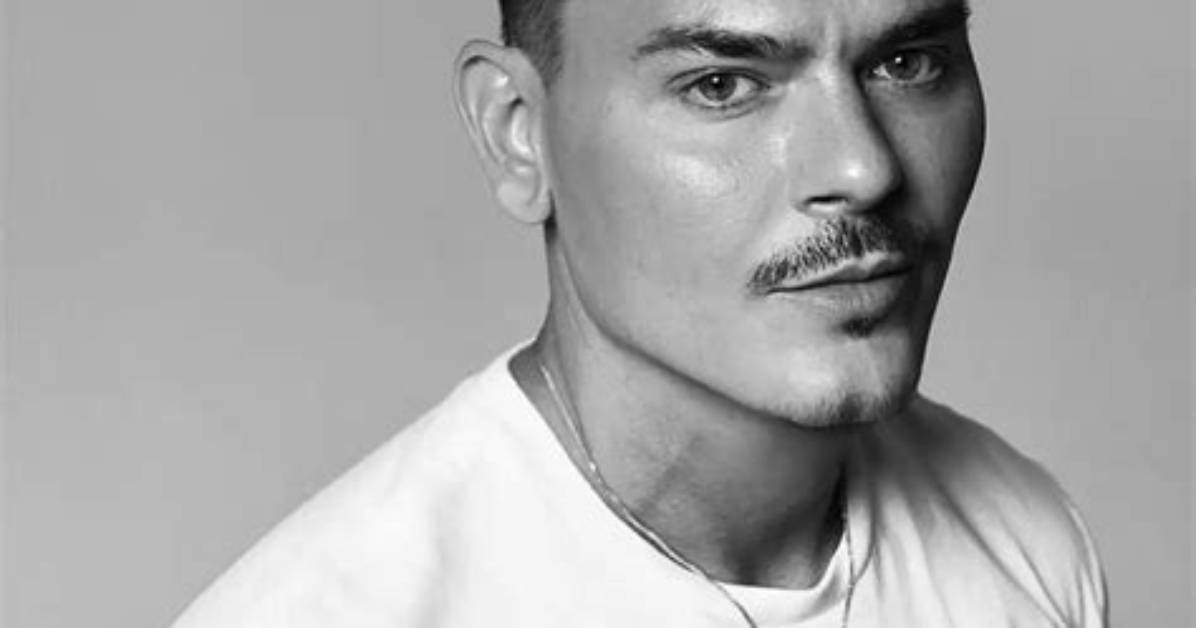 Mario Dedivanovic Biography