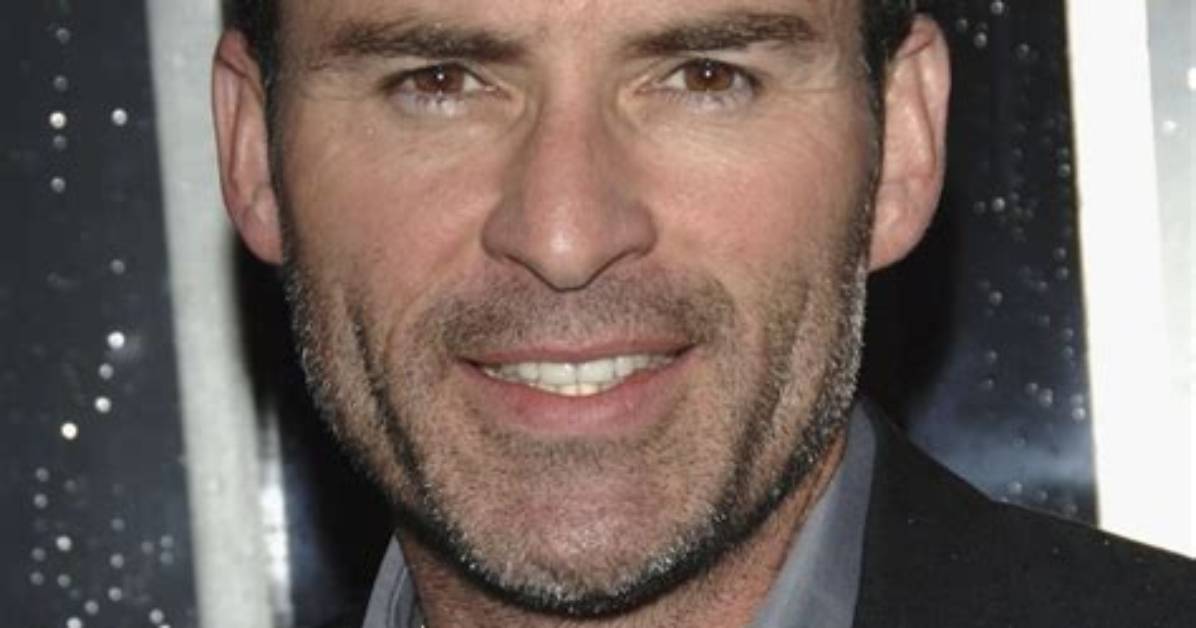 Mark Derwin Net Worth