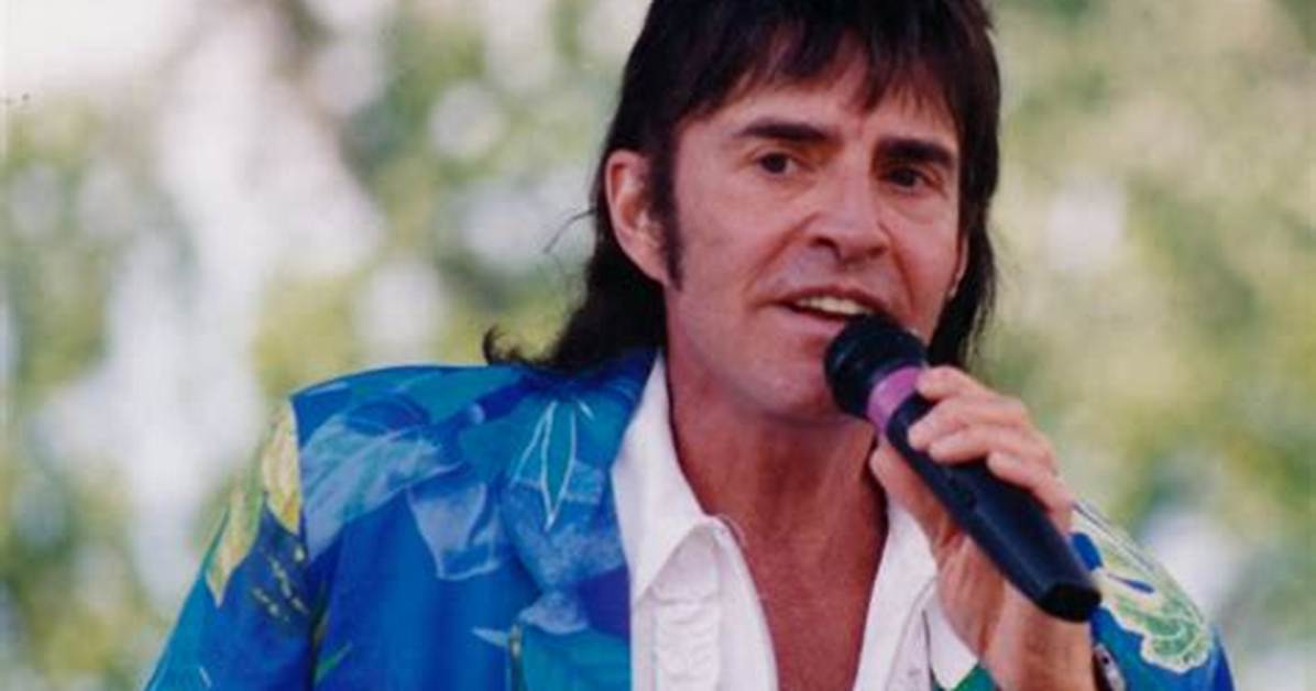 Mark Lindsay