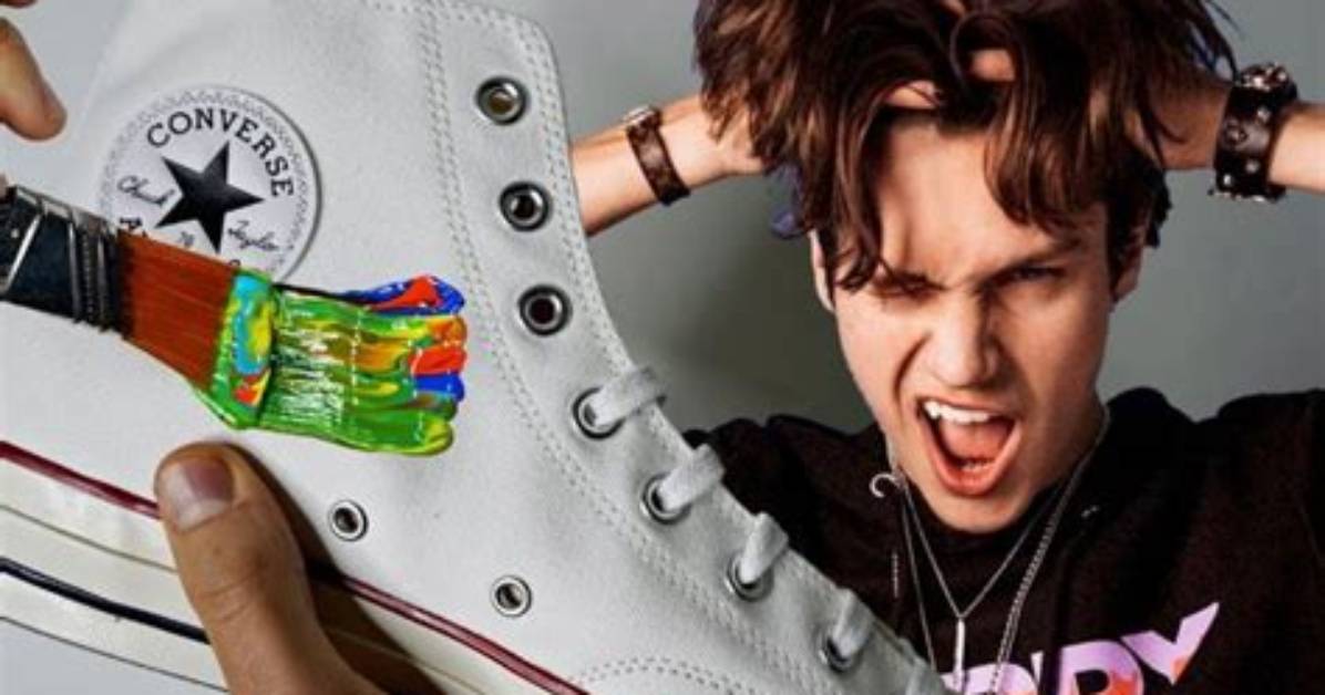 Marko Surprises Lil Huddy with Custom Shoes! (Ft. Lil Huddy & Tik Tok)