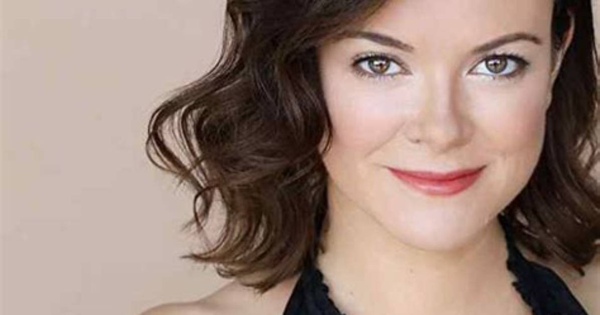 Mary Kate Schellhardt Net Worth