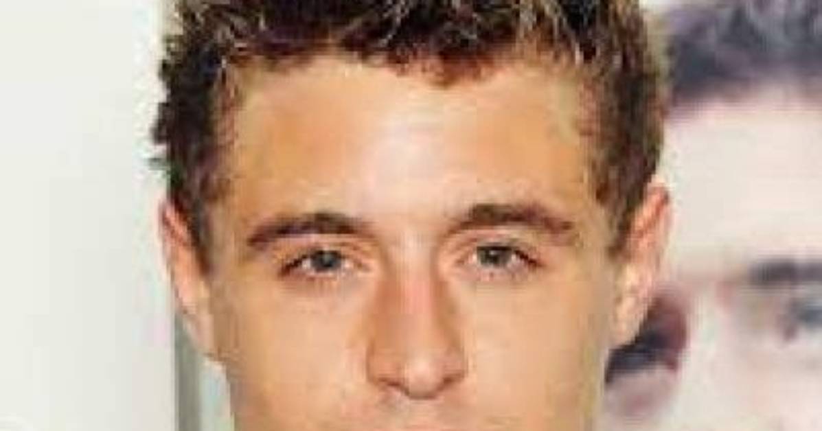 Max Irons - Bio, Net Worth, Height