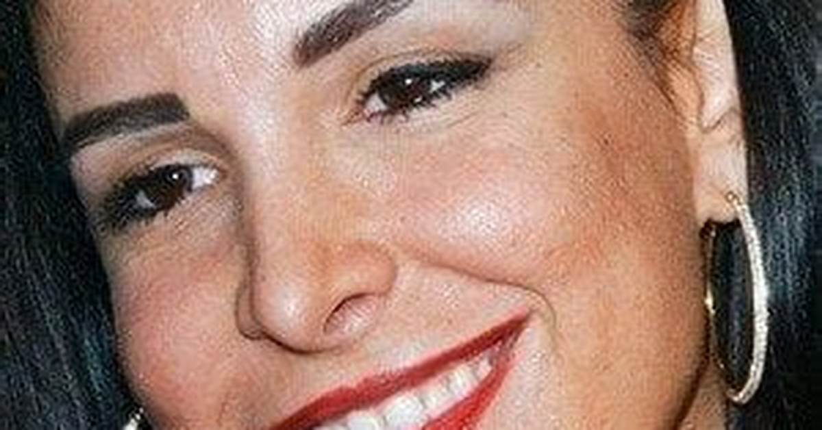 Mayra Veronica Net Worth