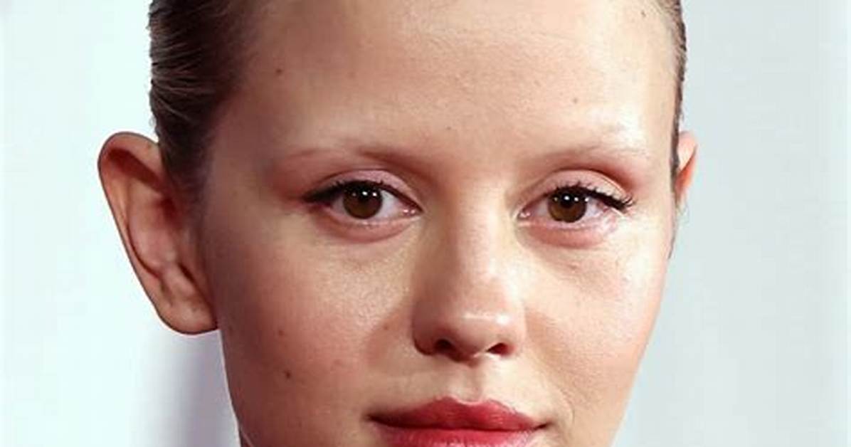 Mia Goth