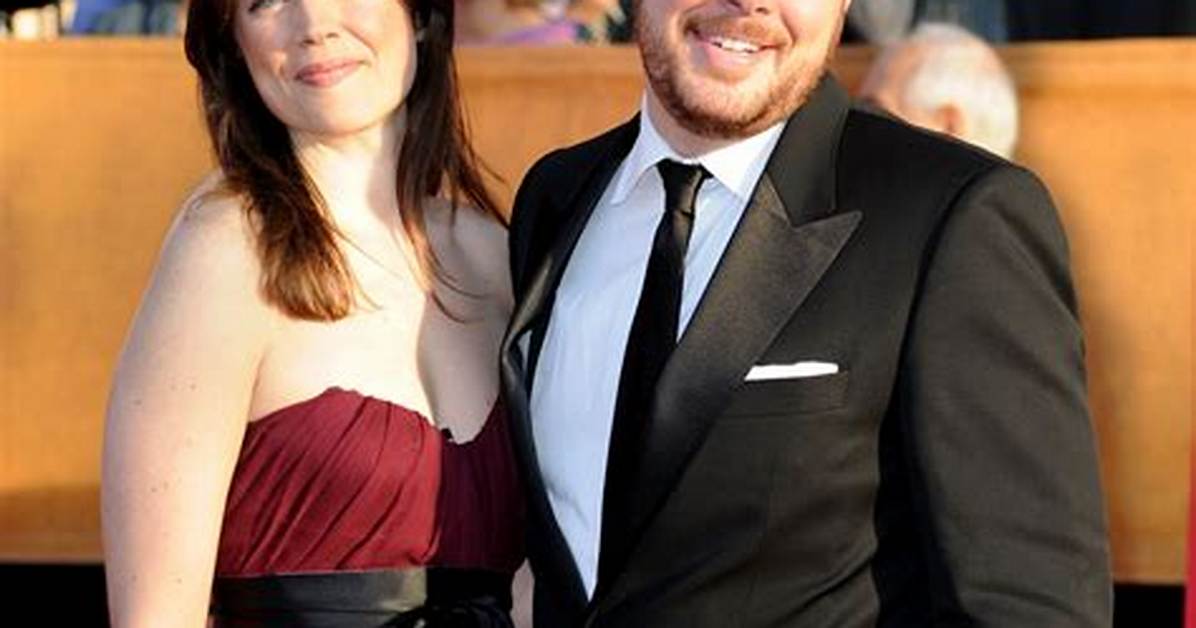 Michael Gladis Net Worth