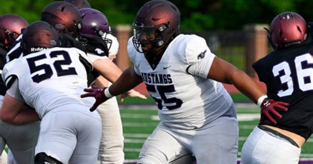 Mike Black (Offensive Lineman)