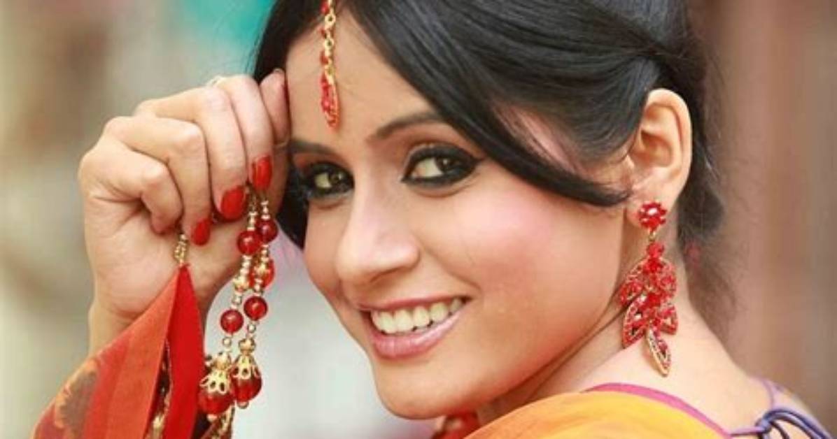 Miss Pooja
