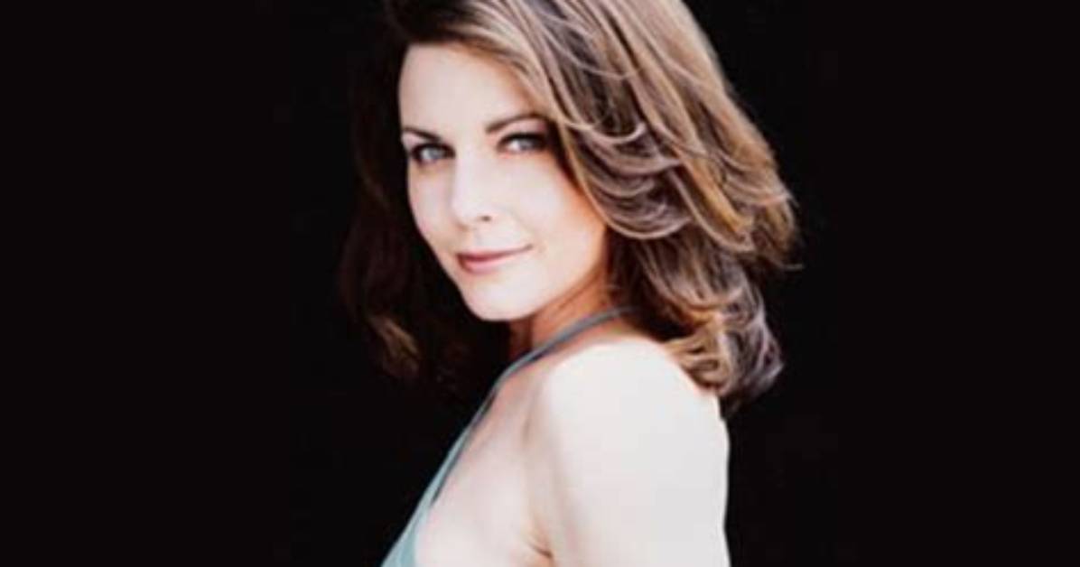 Mitzi Kapture Net Worth