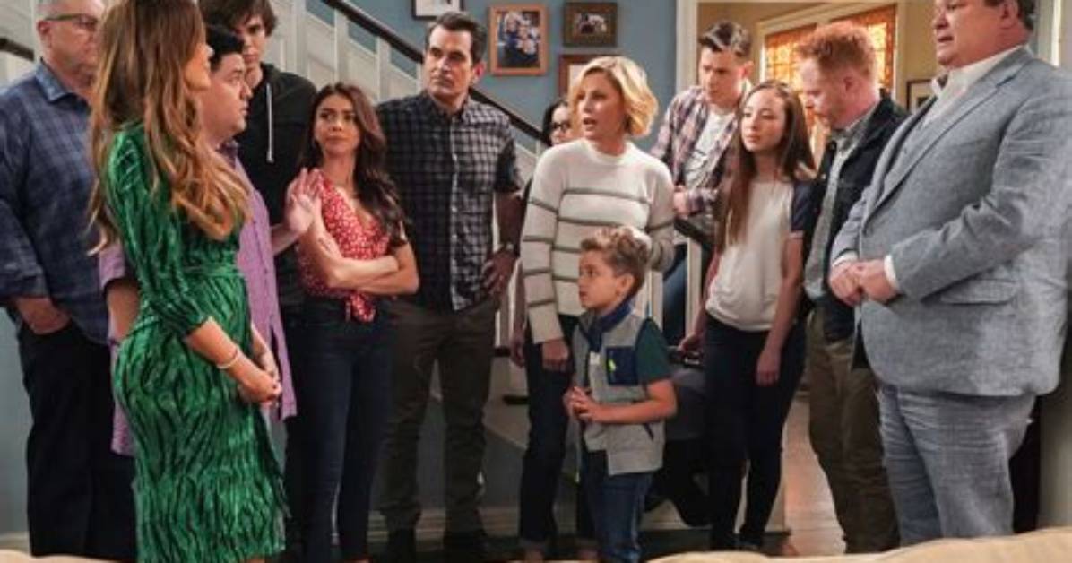 'Modern Family' Cast Sends Internet Spiraling with Reunion Photo