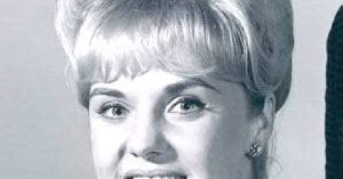 Molly Bee Net Worth