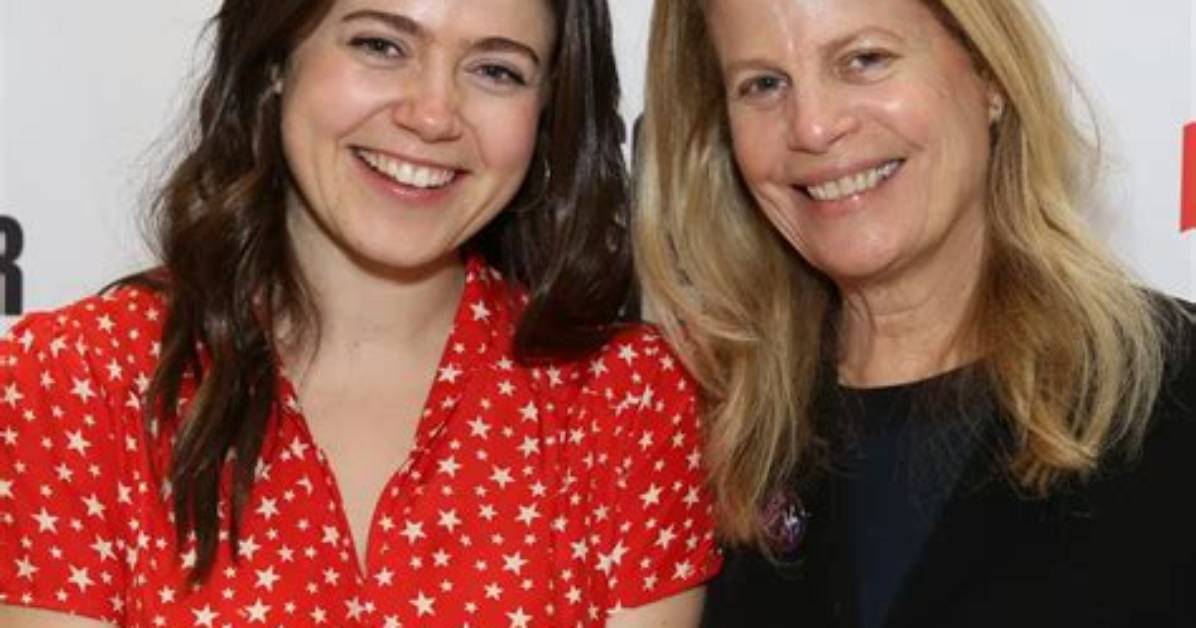 Molly Gordon’s Parents Raised Her in a Creative Household
