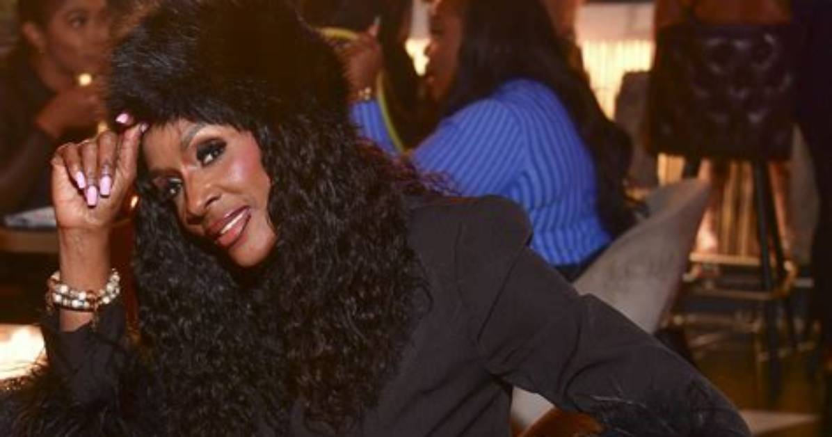Momma Dee
